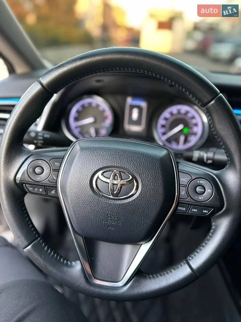 2019 Toyota Camry - мініатюра 10