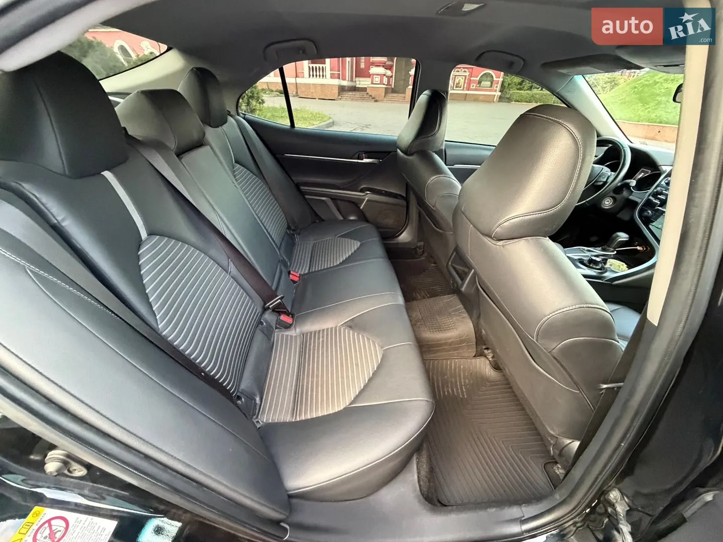 2017 Toyota Camry - мініатюра 15