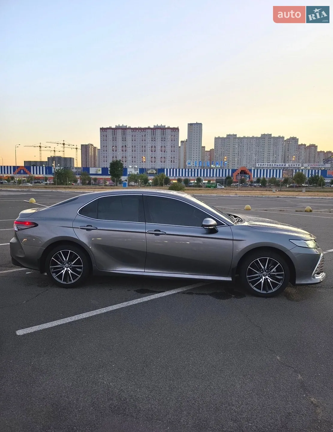 2024 Toyota Camry - мініатюра 2