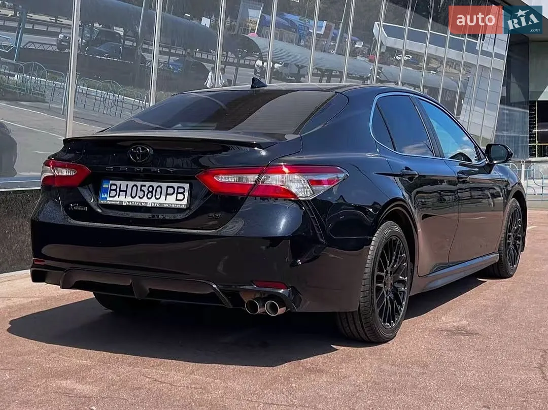 2018 Toyota Camry - мініатюра 9
