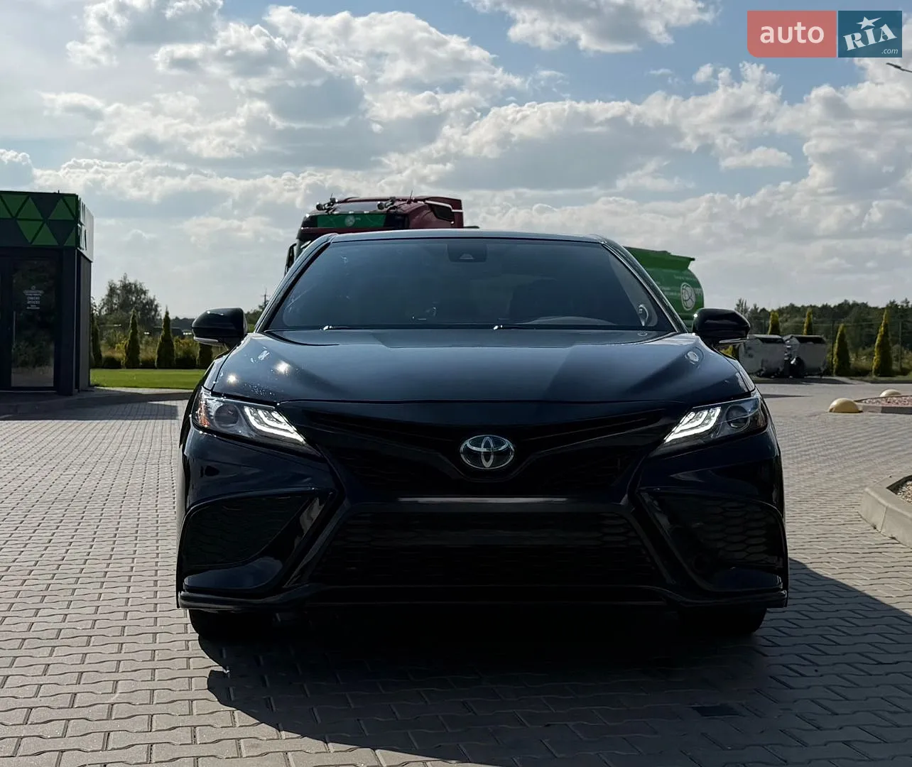 2023 Toyota Camry - мініатюра 2