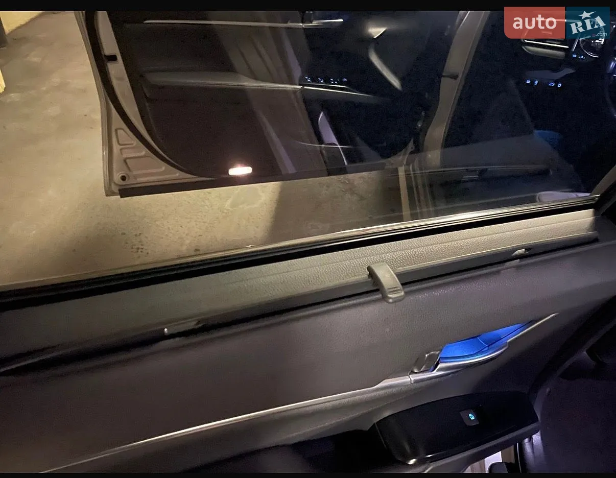2018 Toyota Camry - мініатюра 15