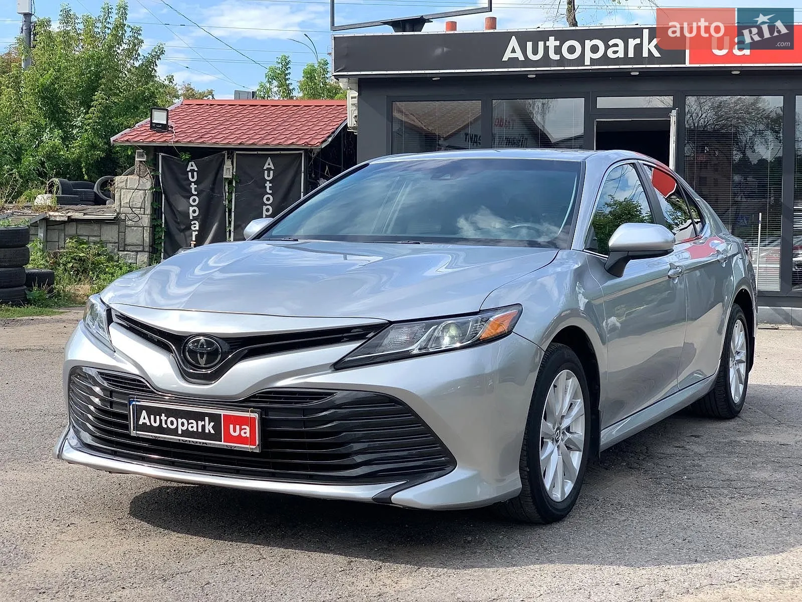 2018 Toyota Camry - фото 1