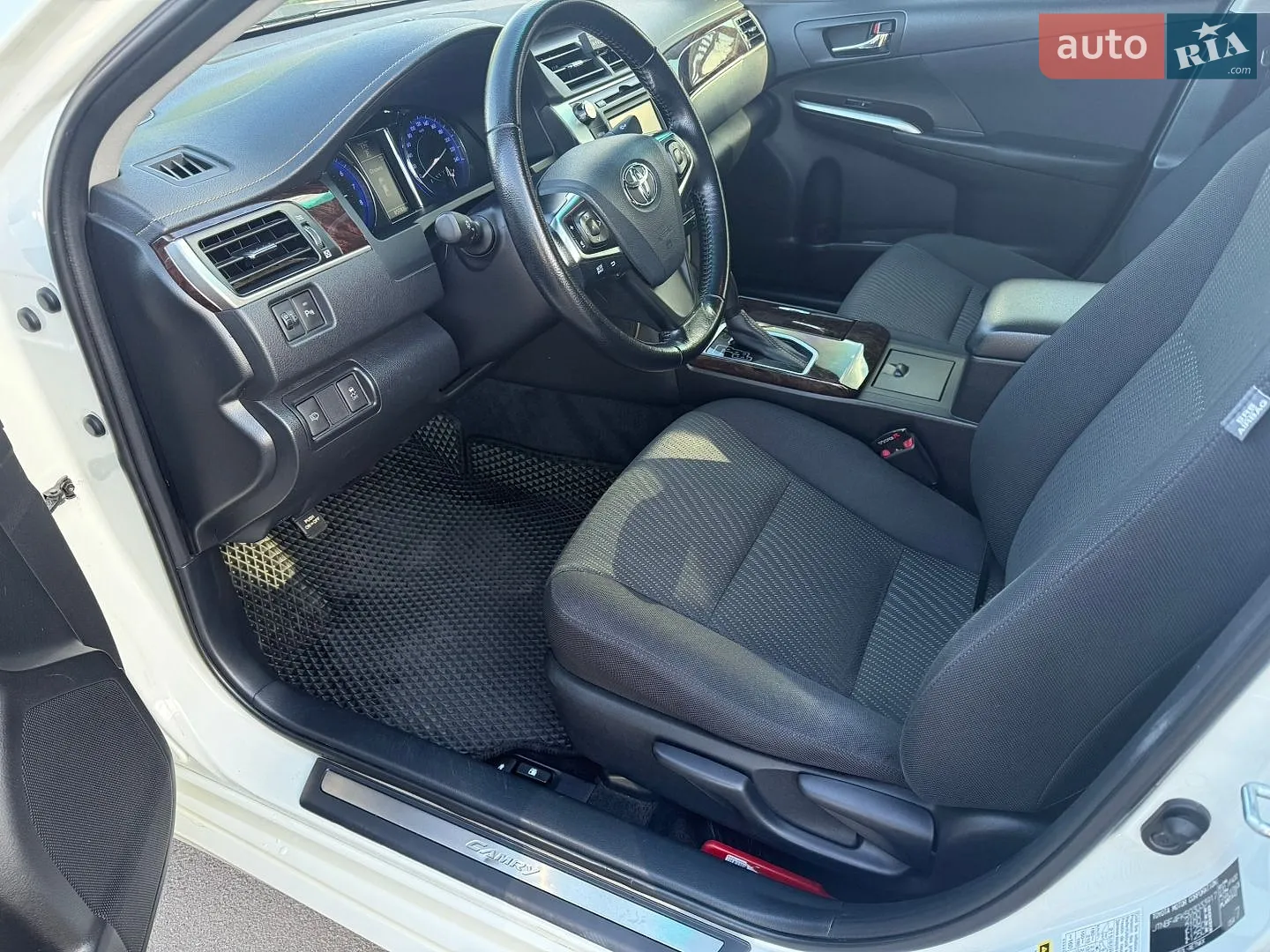 2016 Toyota Camry - мініатюра 12