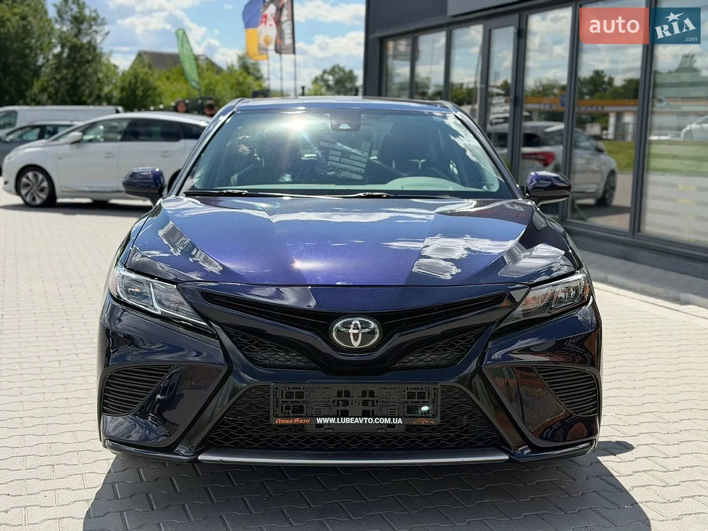 2021 Toyota Camry - мініатюра 2
