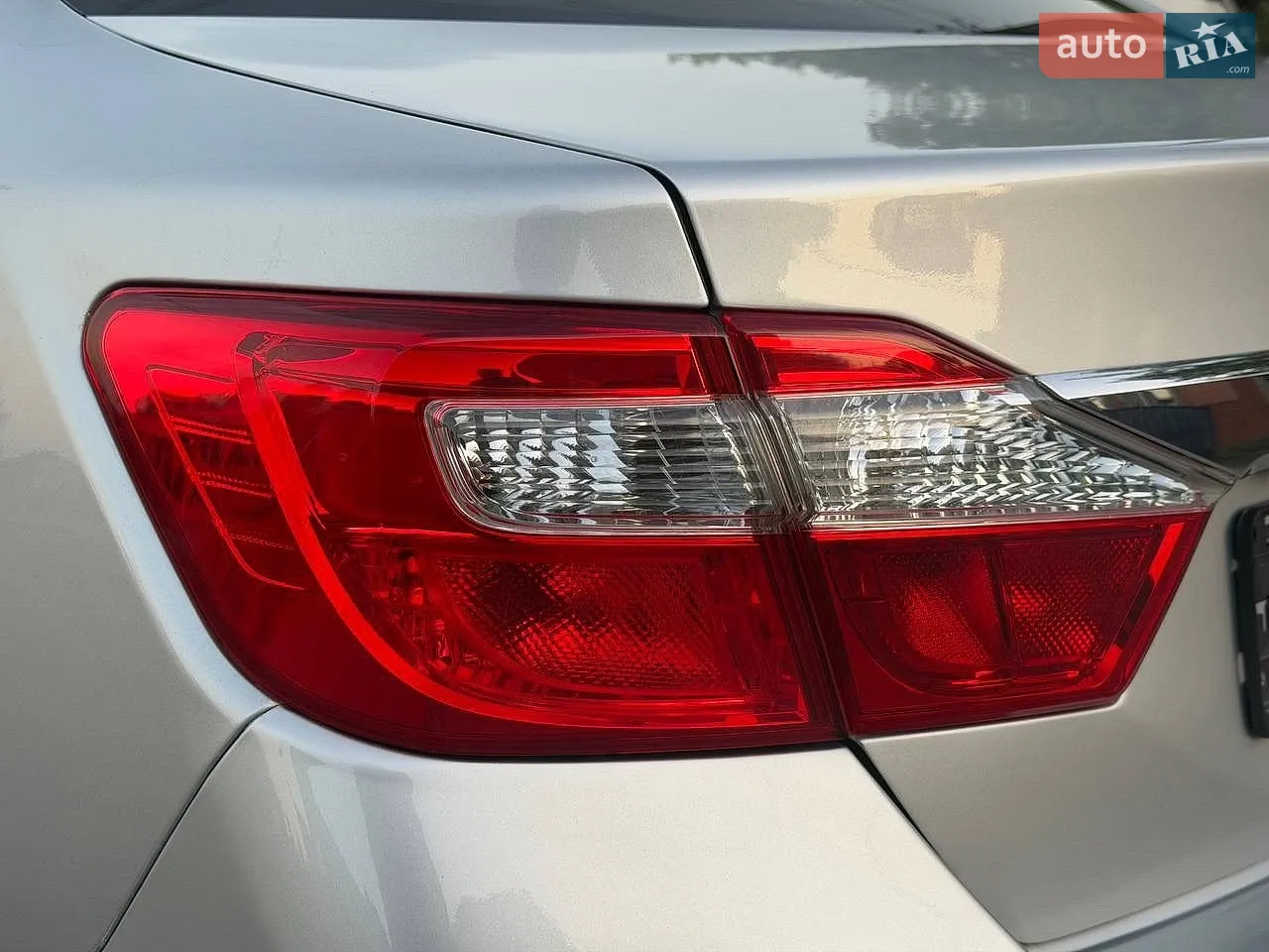 2014 Toyota Camry - мініатюра 18