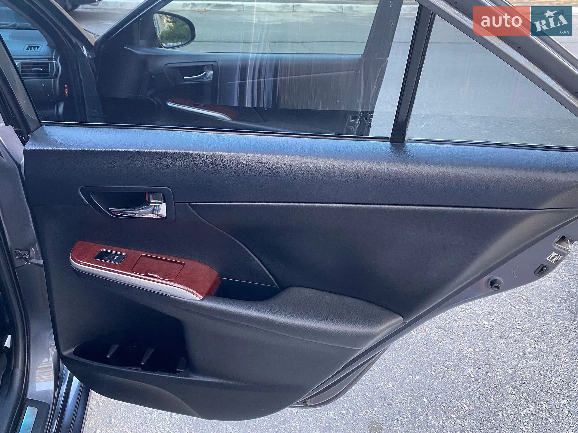 2013 Toyota Camry - мініатюра 25