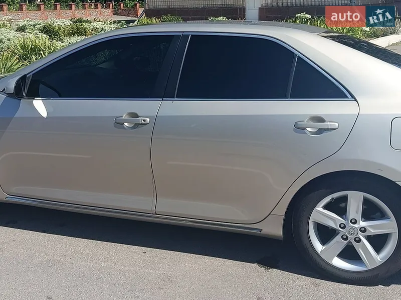 Toyota Camry 2013