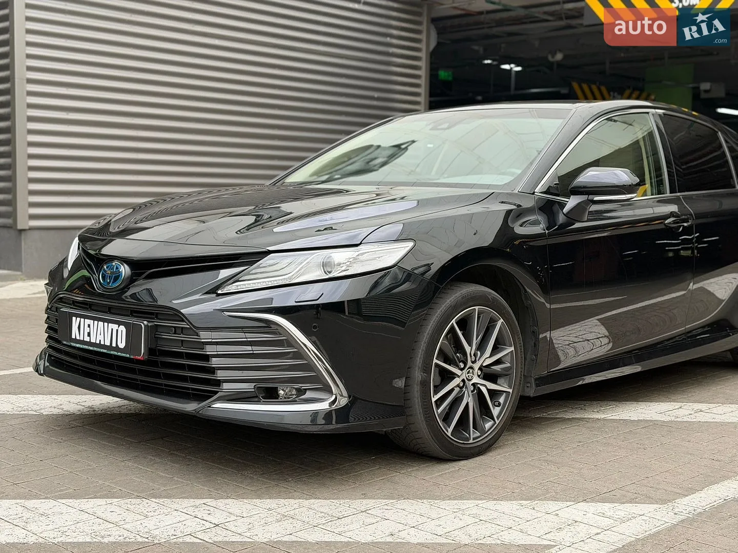 2021 Toyota Camry - мініатюра 2