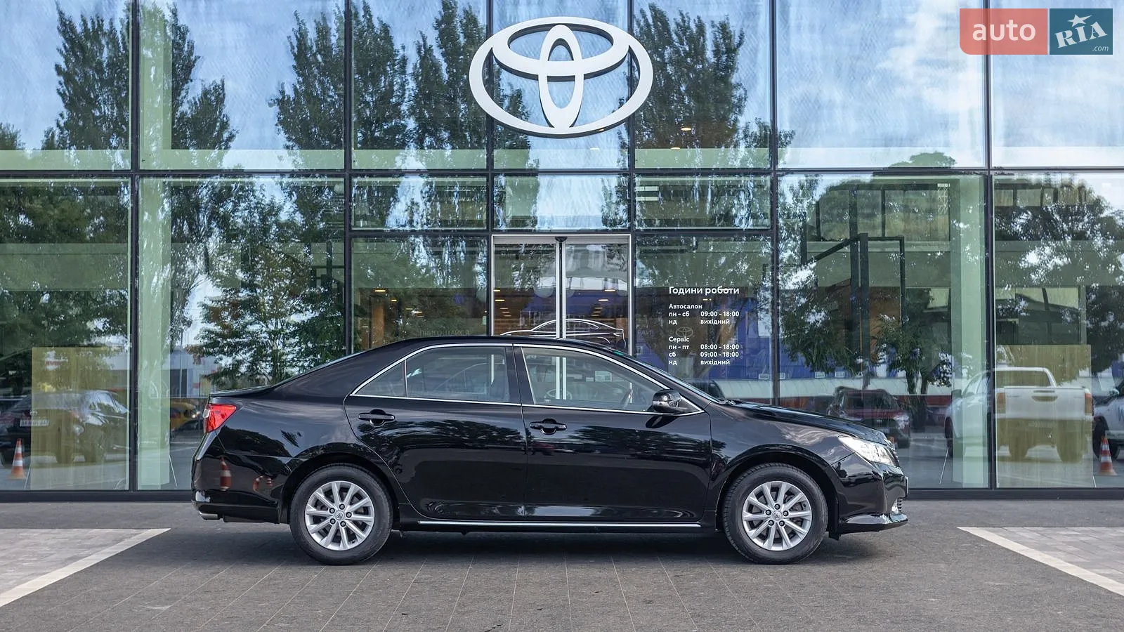 2014 Toyota Camry - мініатюра 18