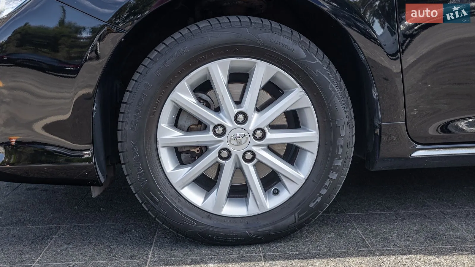 2014 Toyota Camry - мініатюра 17