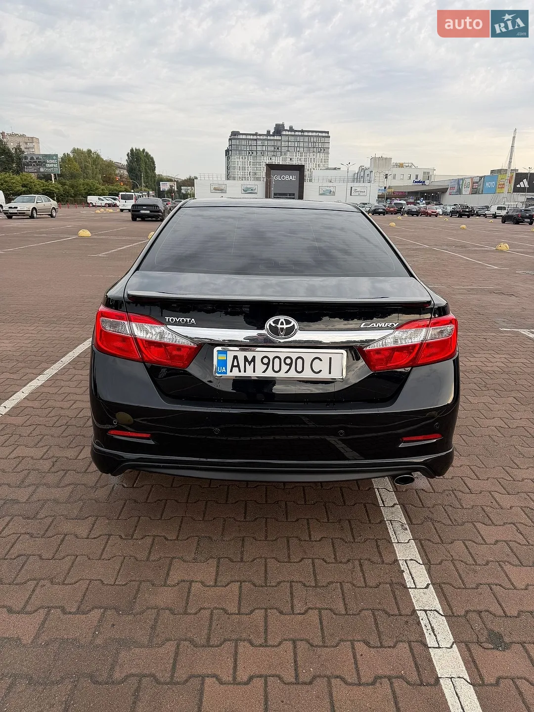 2014 Toyota Camry - мініатюра 13
