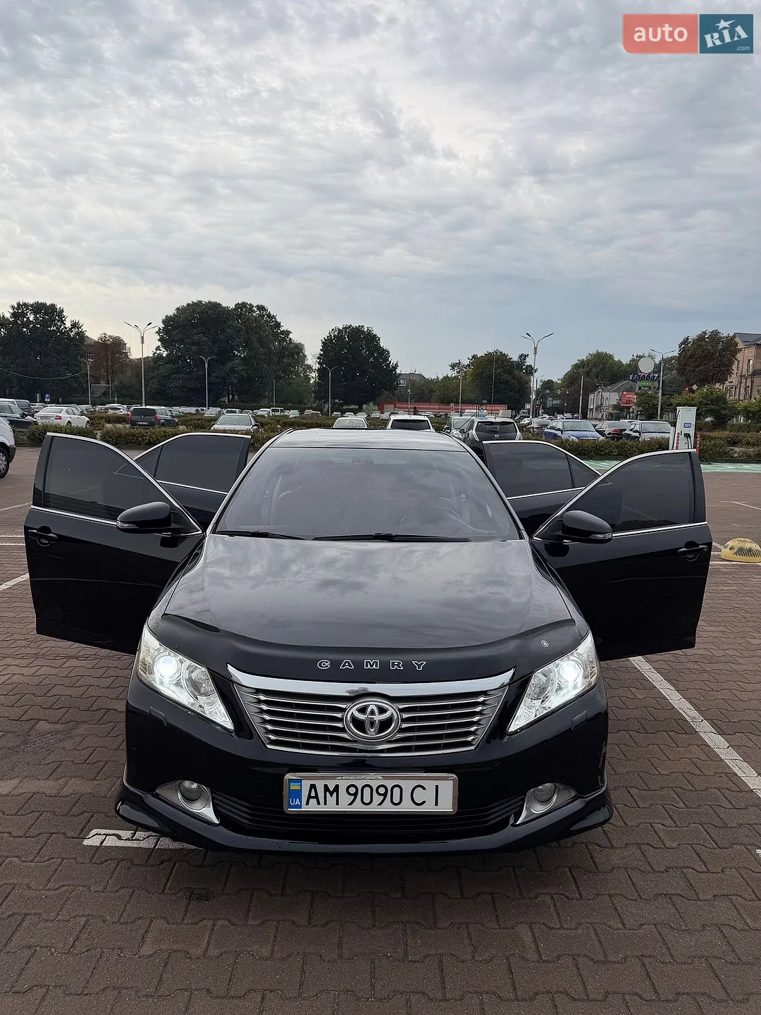 2014 Toyota Camry - мініатюра 17