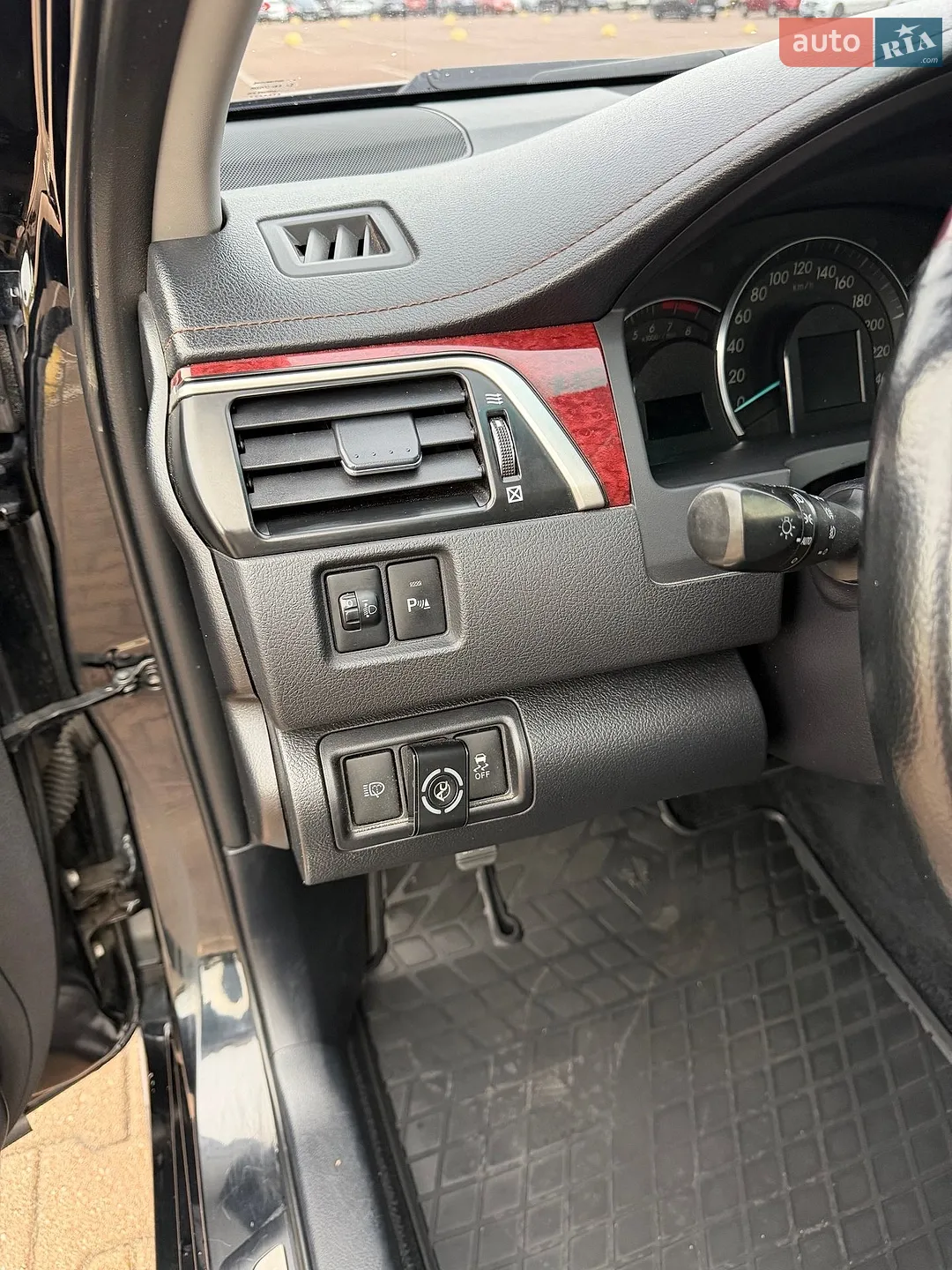 2014 Toyota Camry - мініатюра 31