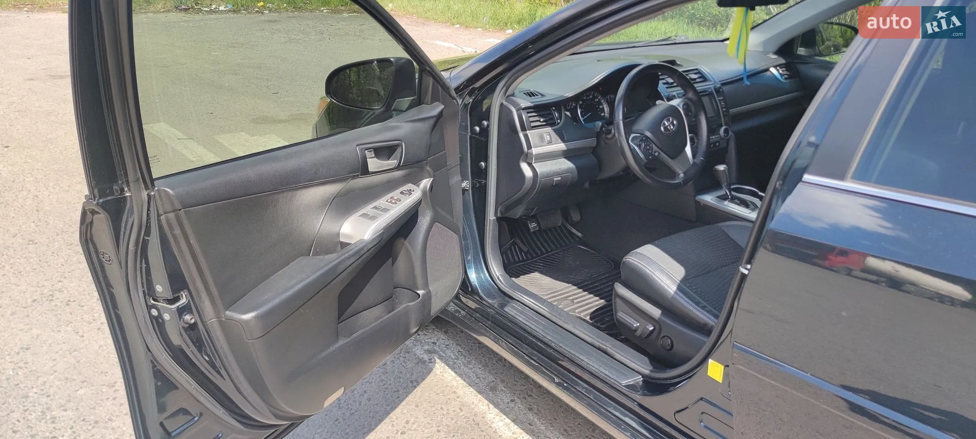 2014 Toyota Camry - мініатюра 11