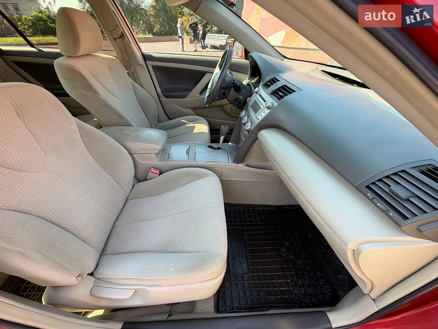 2011 Toyota Camry - мініатюра 19