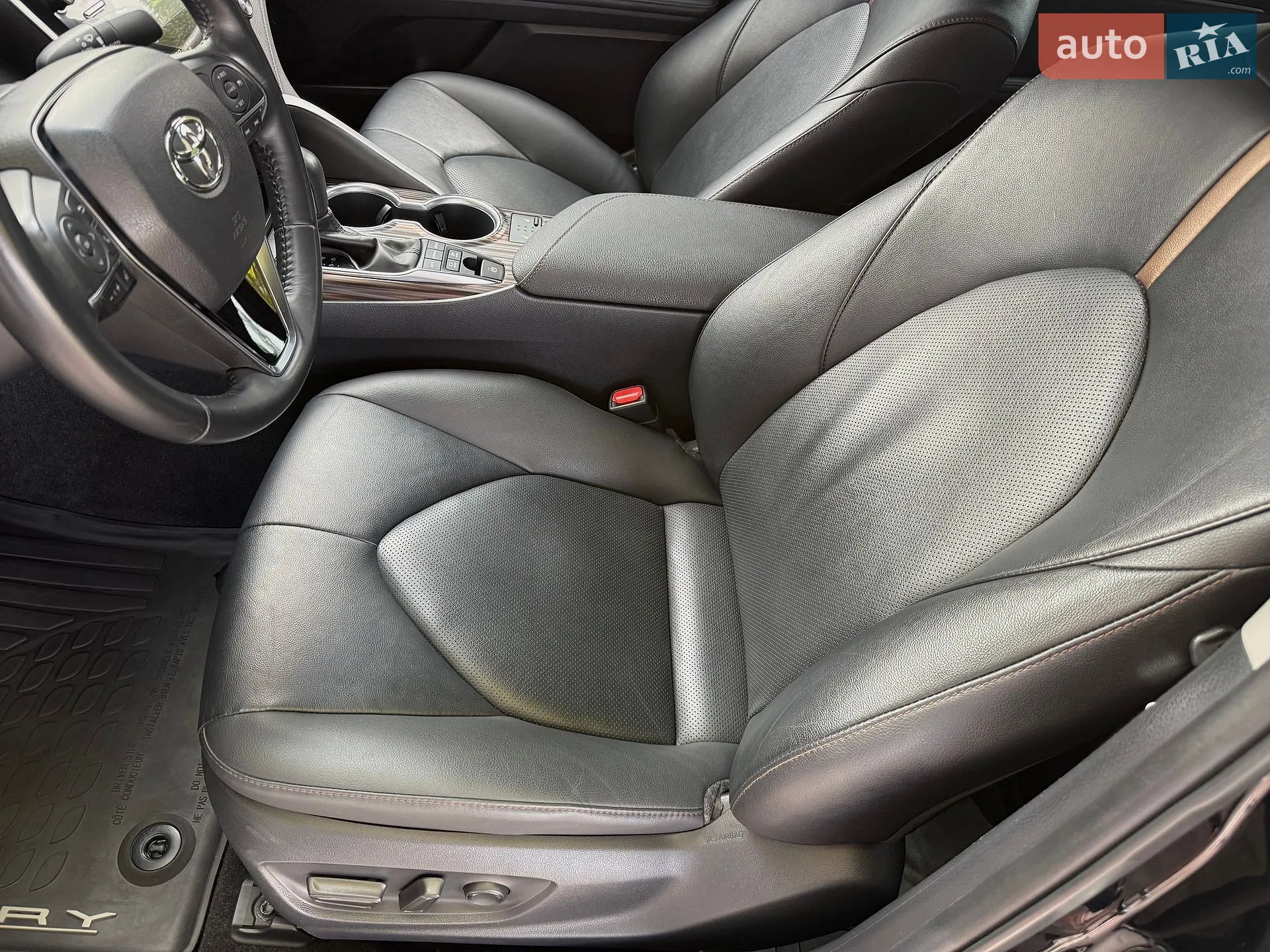 2020 Toyota Camry - мініатюра 6