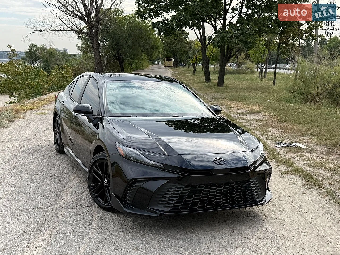 2025 Toyota Camry - фото 1