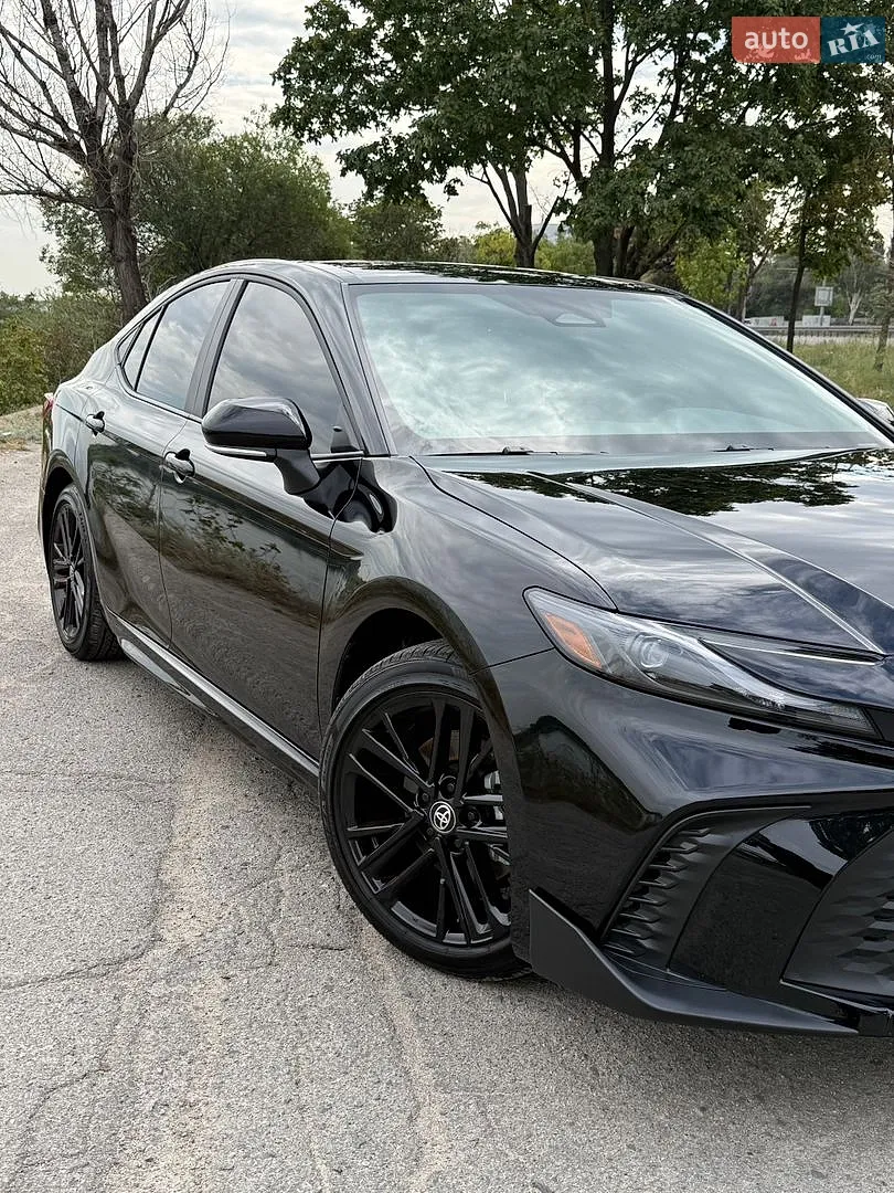 2025 Toyota Camry - мініатюра 19