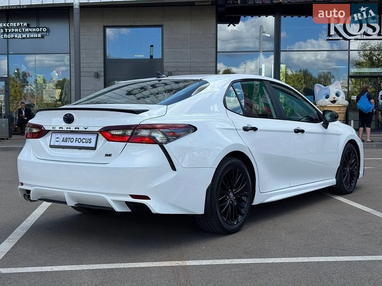 2022 Toyota Camry - мініатюра 8
