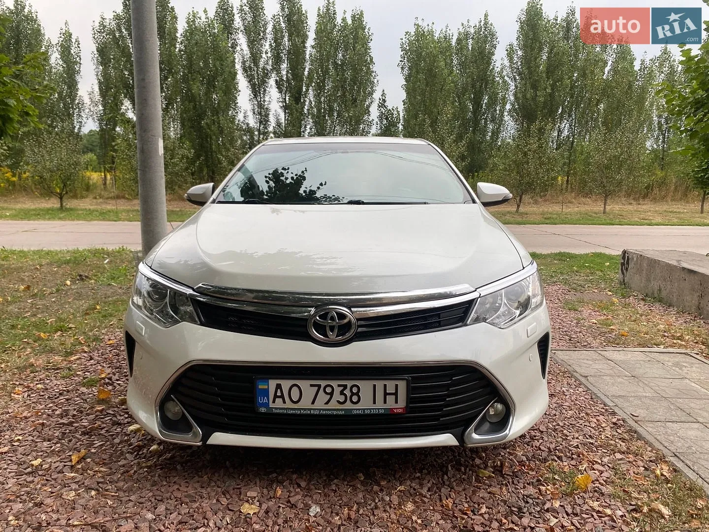 2016 Toyota Camry - фото 1