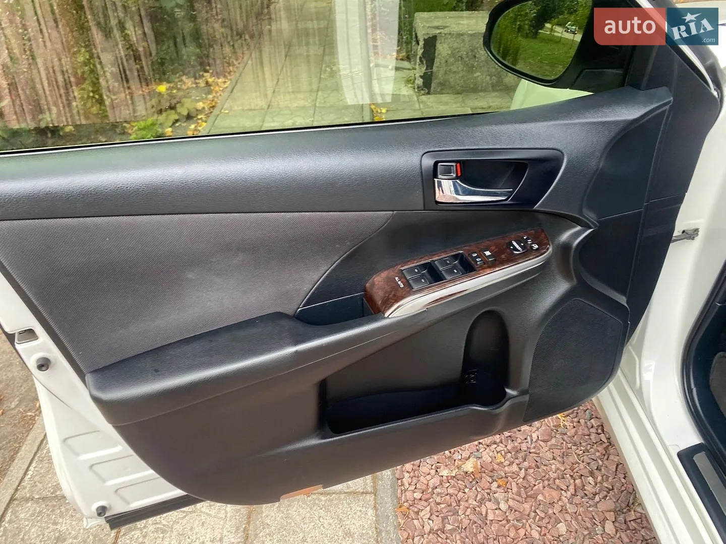 2016 Toyota Camry - мініатюра 11