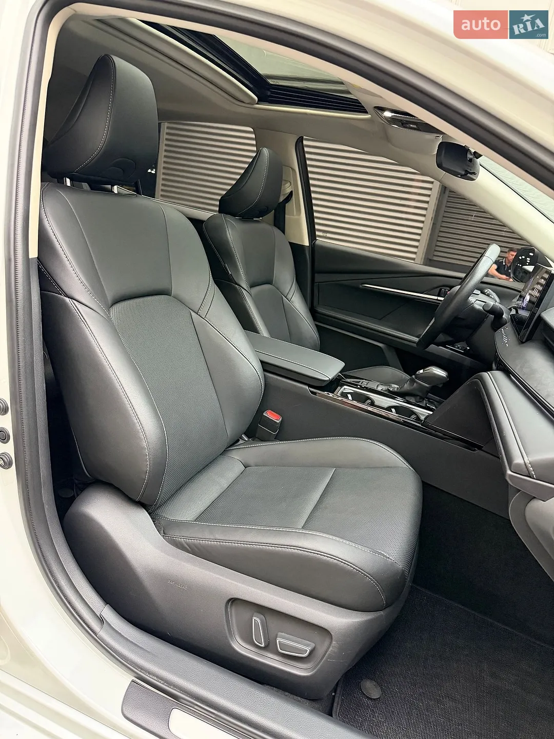 2024 Toyota Camry - мініатюра 8