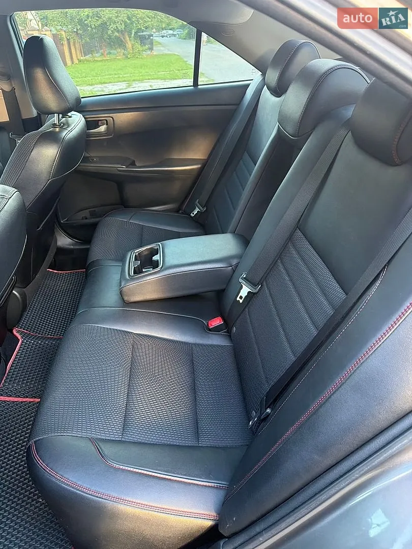 2016 Toyota Camry - мініатюра 6