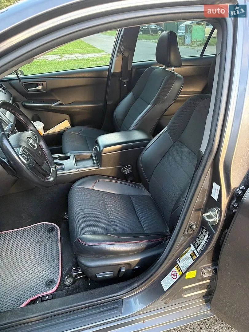 2016 Toyota Camry - мініатюра 8