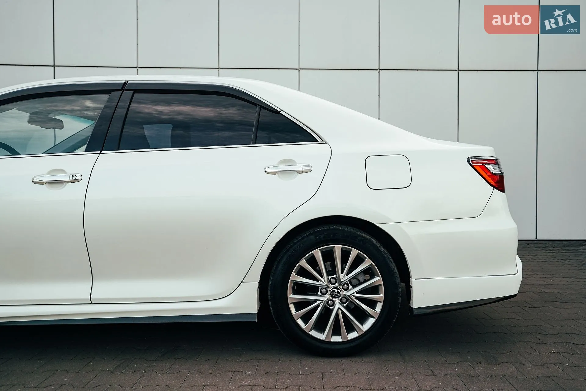 2016 Toyota Camry - мініатюра 14