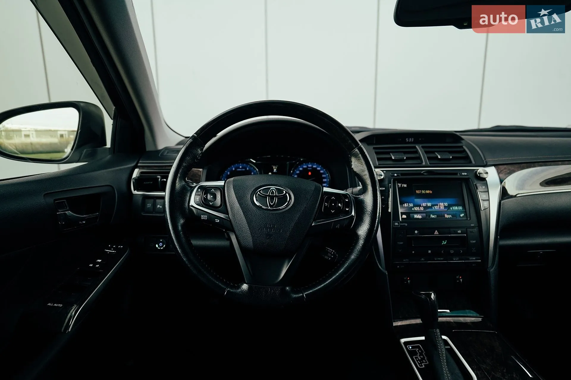 2016 Toyota Camry - мініатюра 46