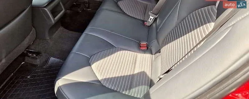 2018 Toyota Camry - мініатюра 10