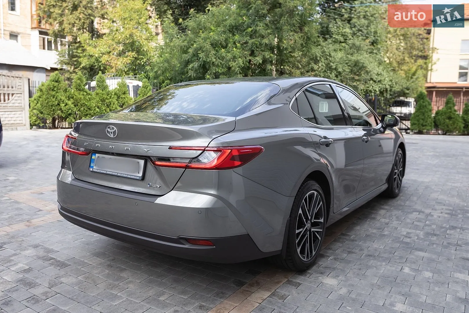 2026 Toyota Camry - мініатюра 10
