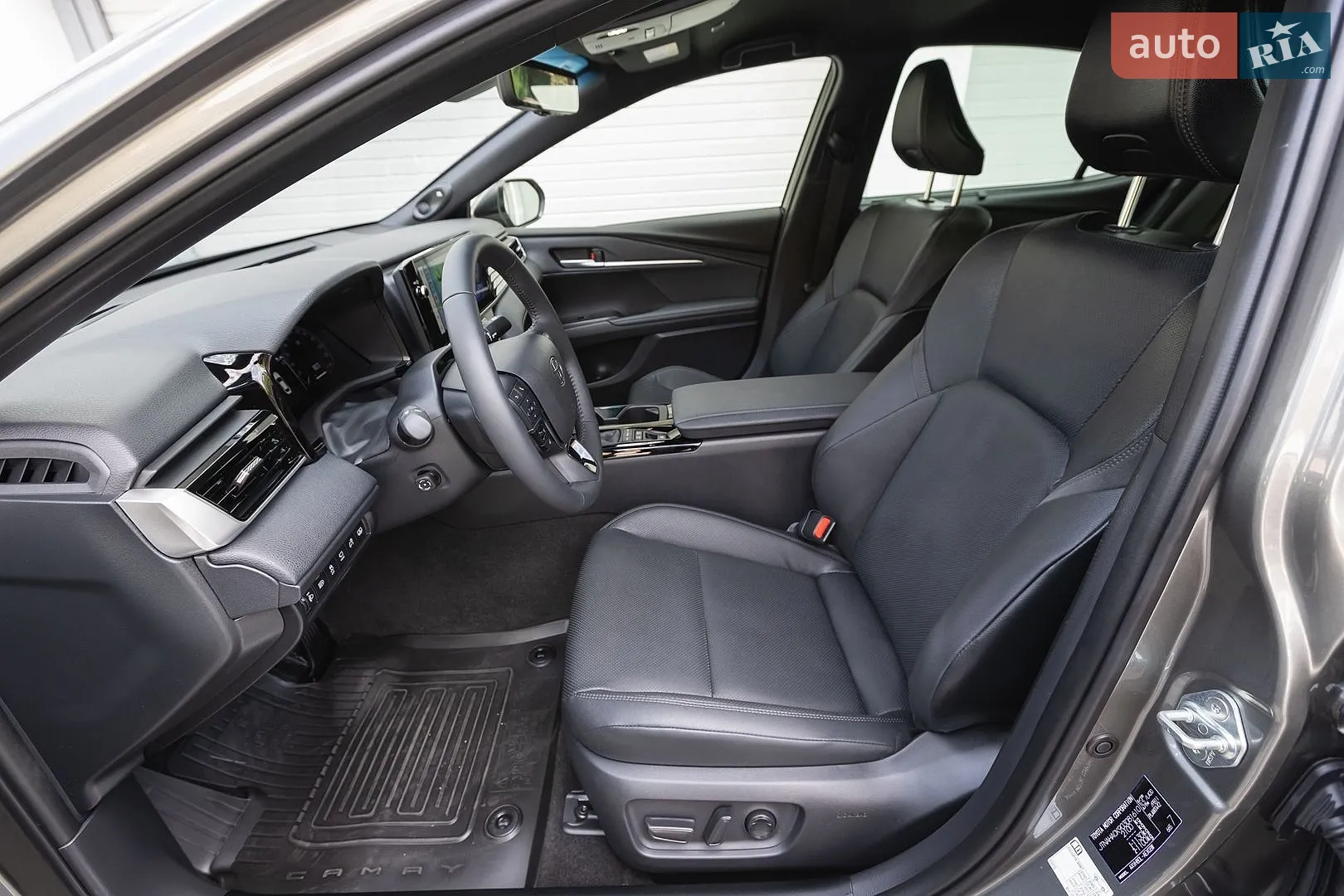 2026 Toyota Camry - мініатюра 35