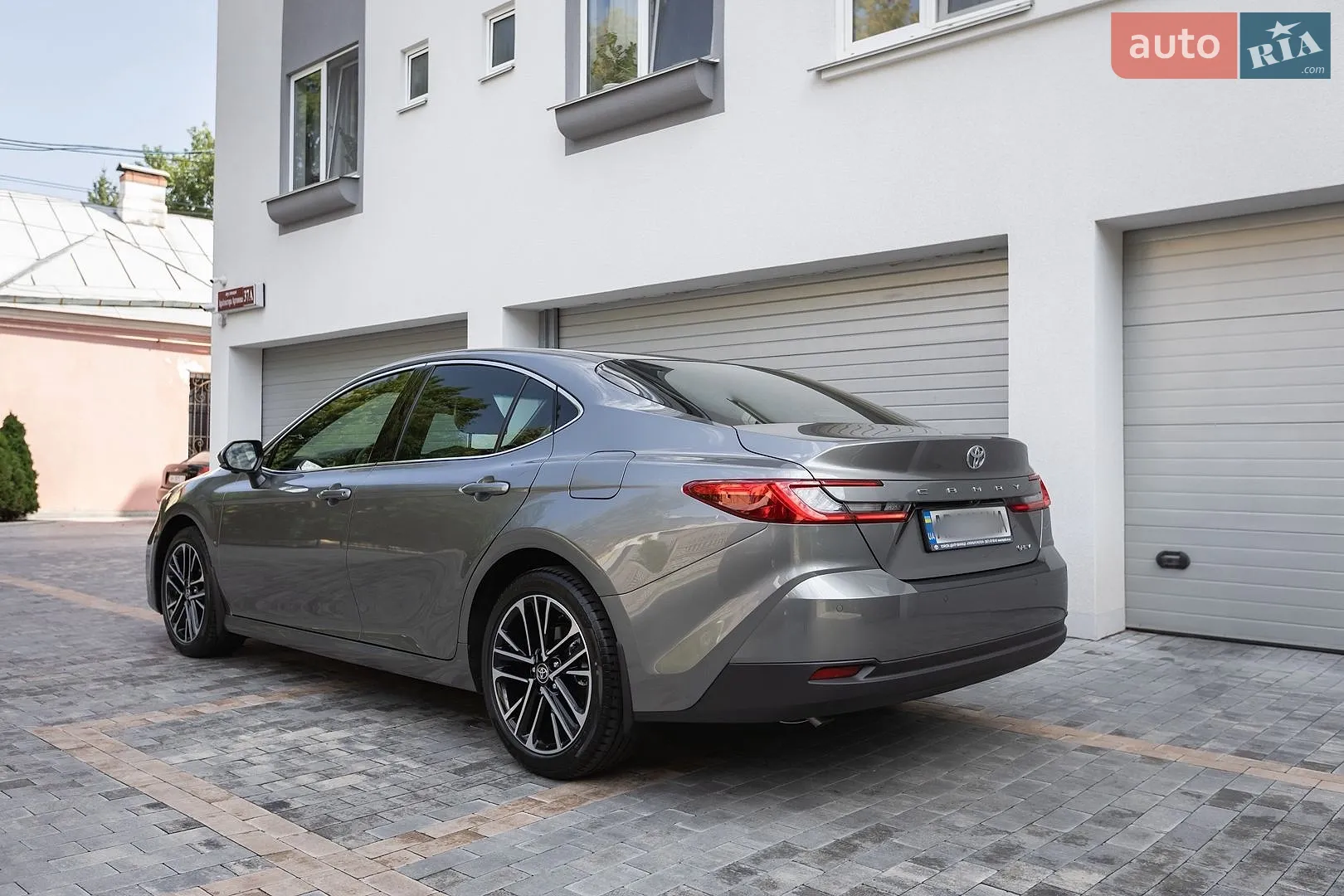 2026 Toyota Camry - мініатюра 11