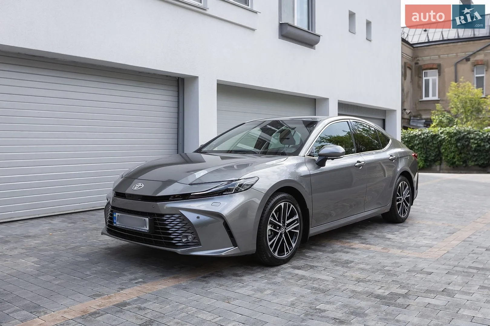 2026 Toyota Camry - мініатюра 3