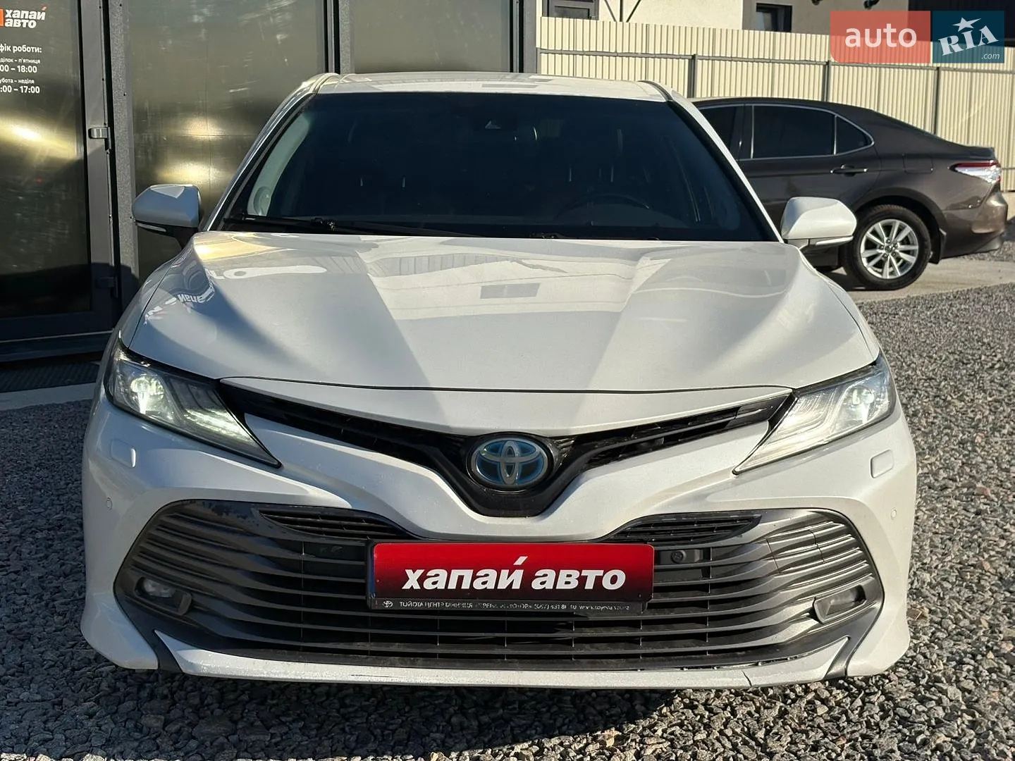 2019 Toyota Camry - мініатюра 2