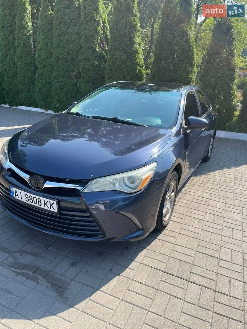 2015 Toyota Camry - фото 1