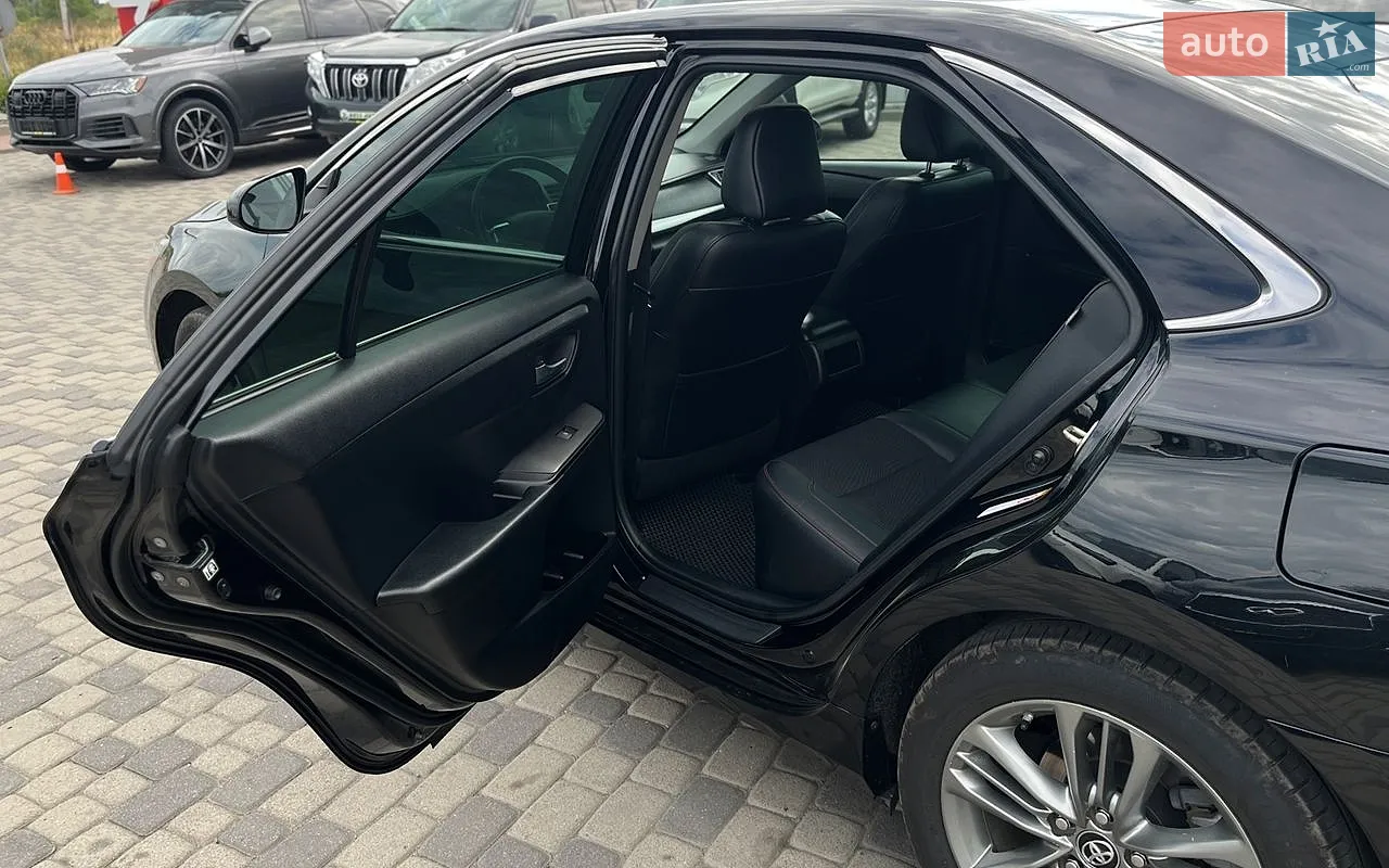 2016 Toyota Camry - мініатюра 34