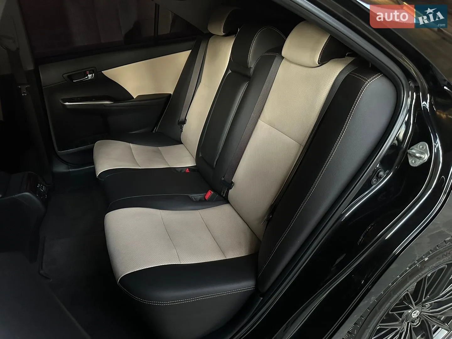 2015 Toyota Camry - мініатюра 42
