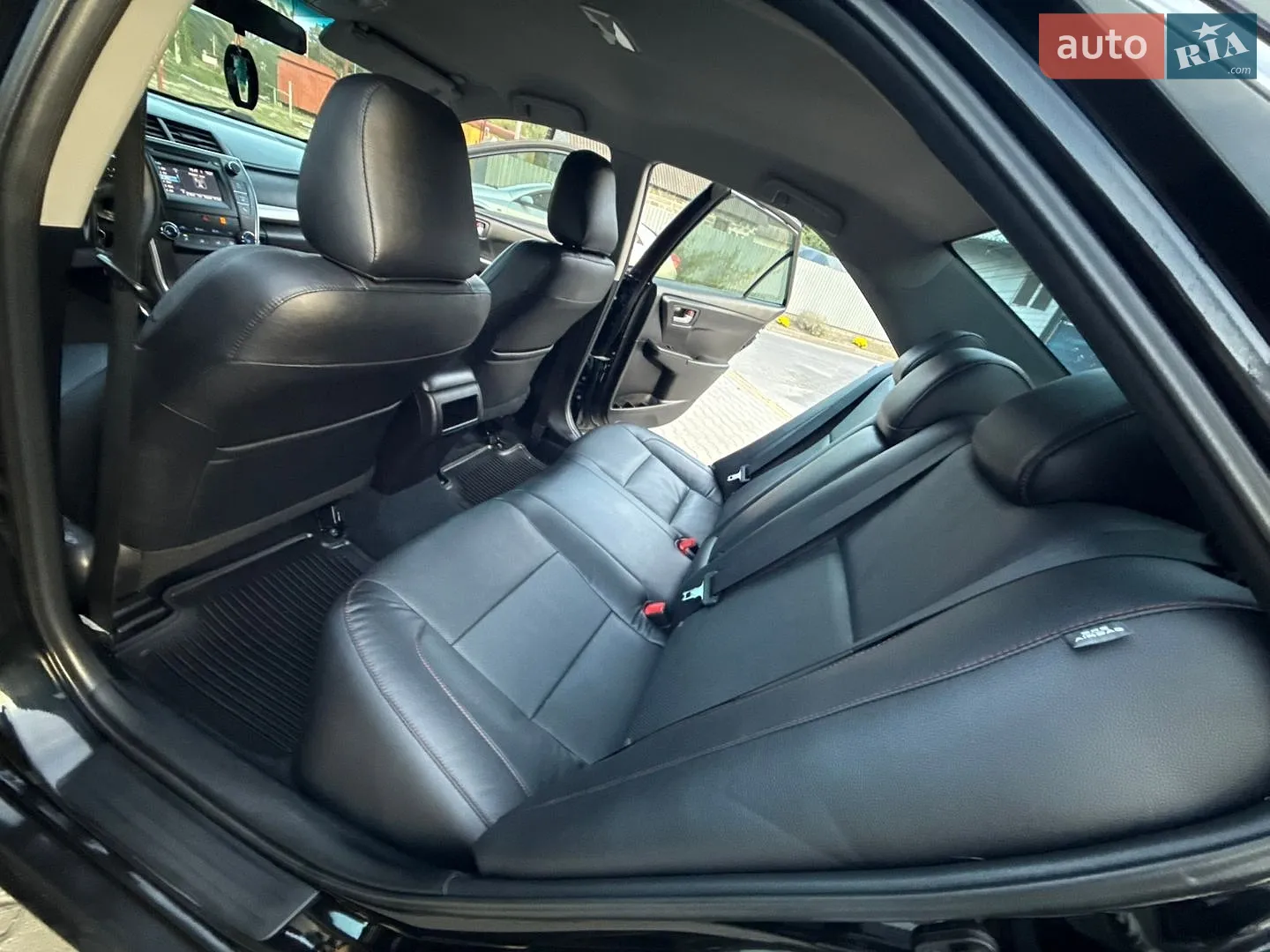 2015 Toyota Camry - мініатюра 16