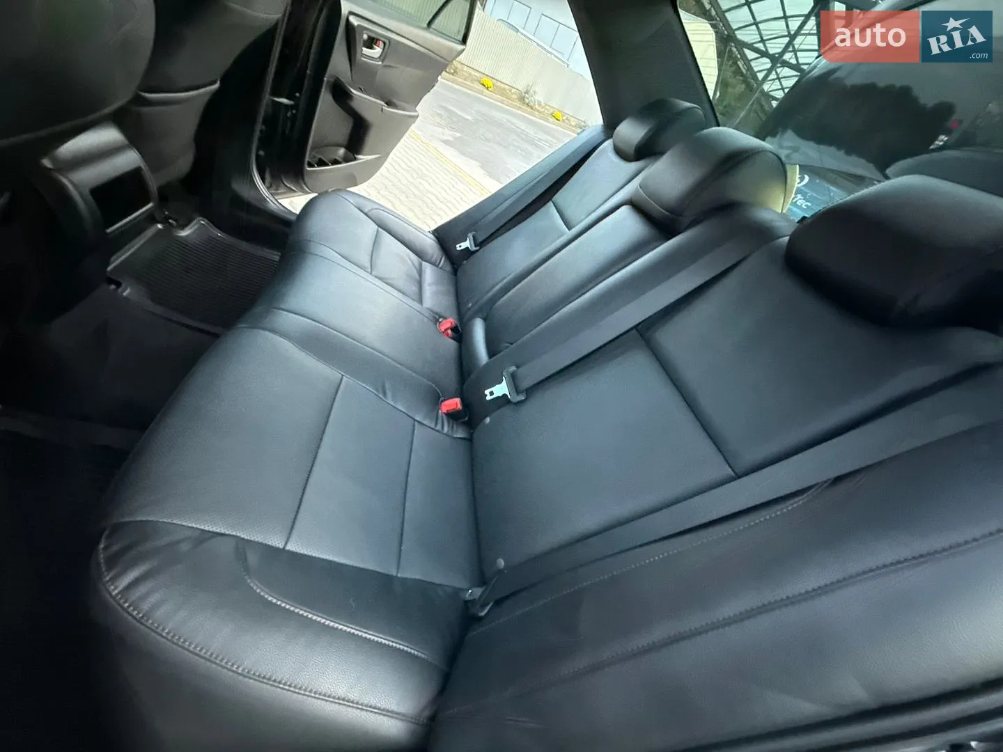 2015 Toyota Camry - мініатюра 24
