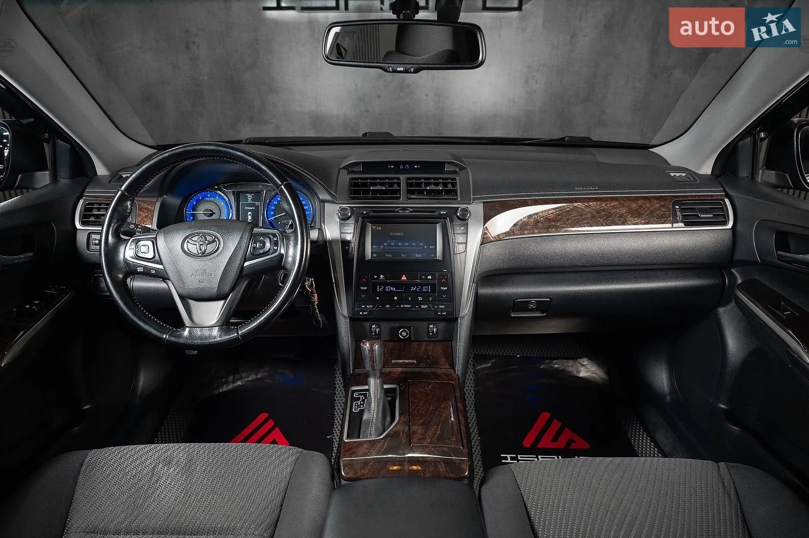 2016 Toyota Camry - мініатюра 25
