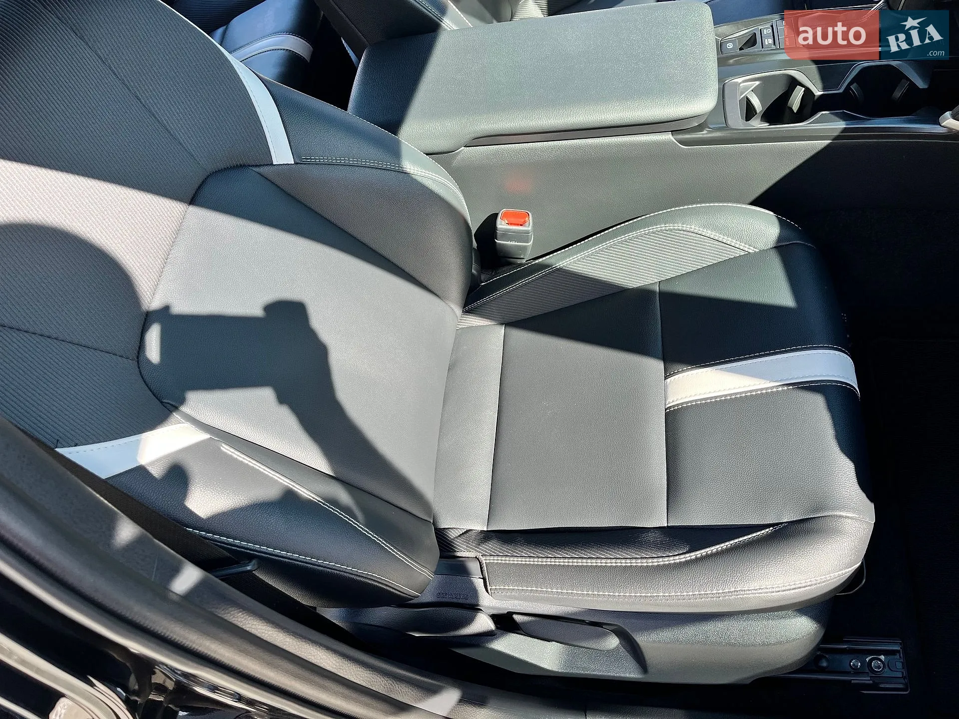 2026 Toyota Camry - мініатюра 42