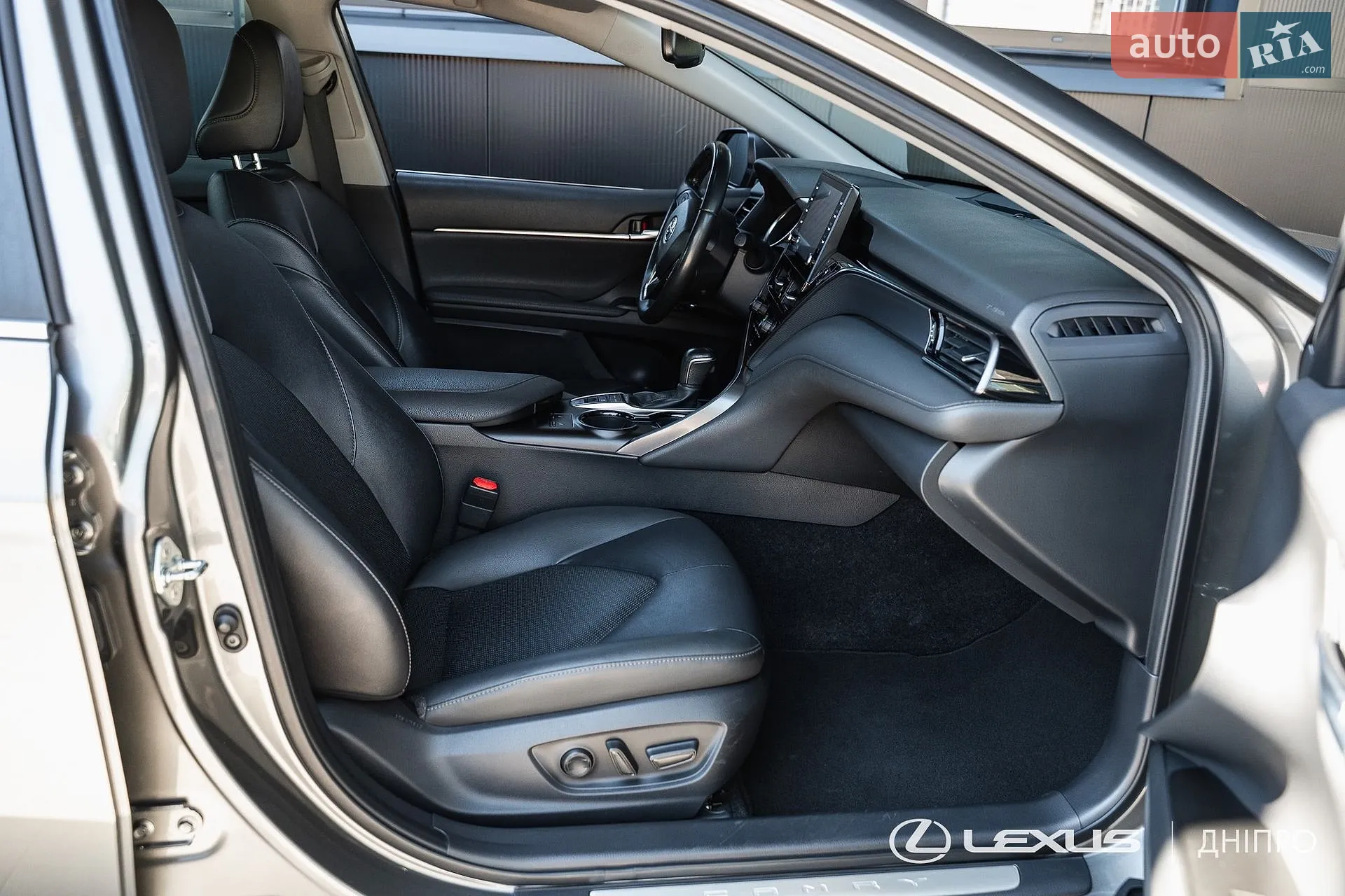 2023 Toyota Camry - мініатюра 36