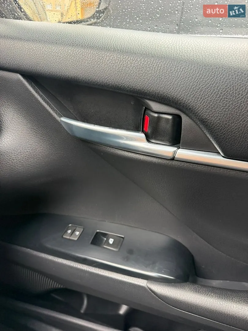 2018 Toyota Camry - мініатюра 26