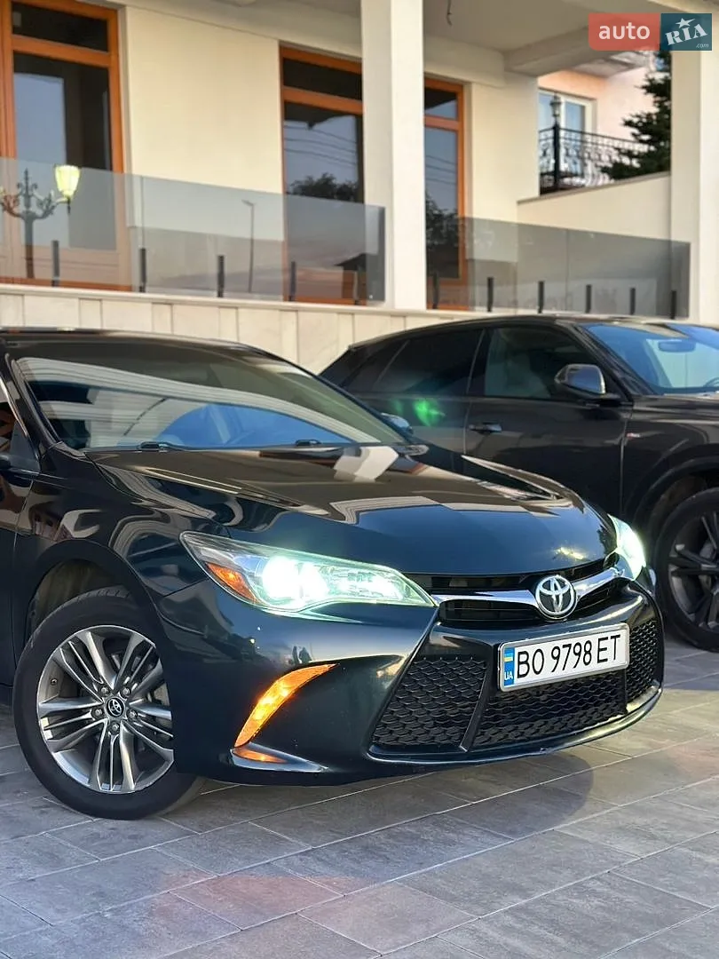 2016 Toyota Camry - мініатюра 10