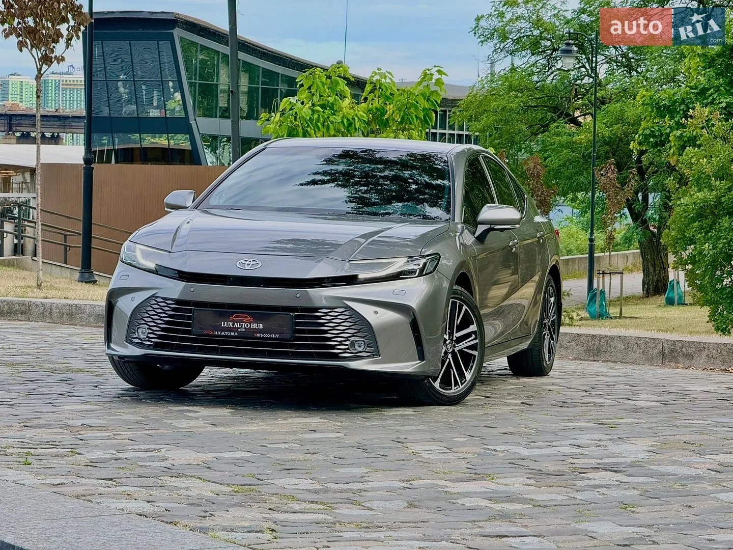 2026 Toyota Camry - мініатюра 13