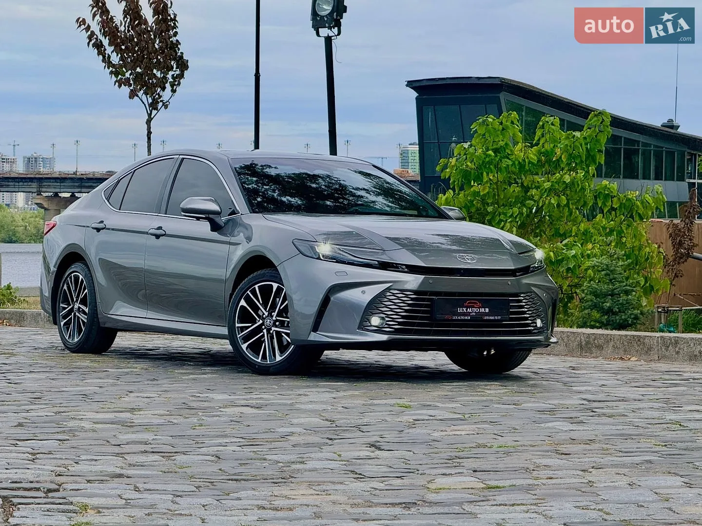 2026 Toyota Camry - мініатюра 185