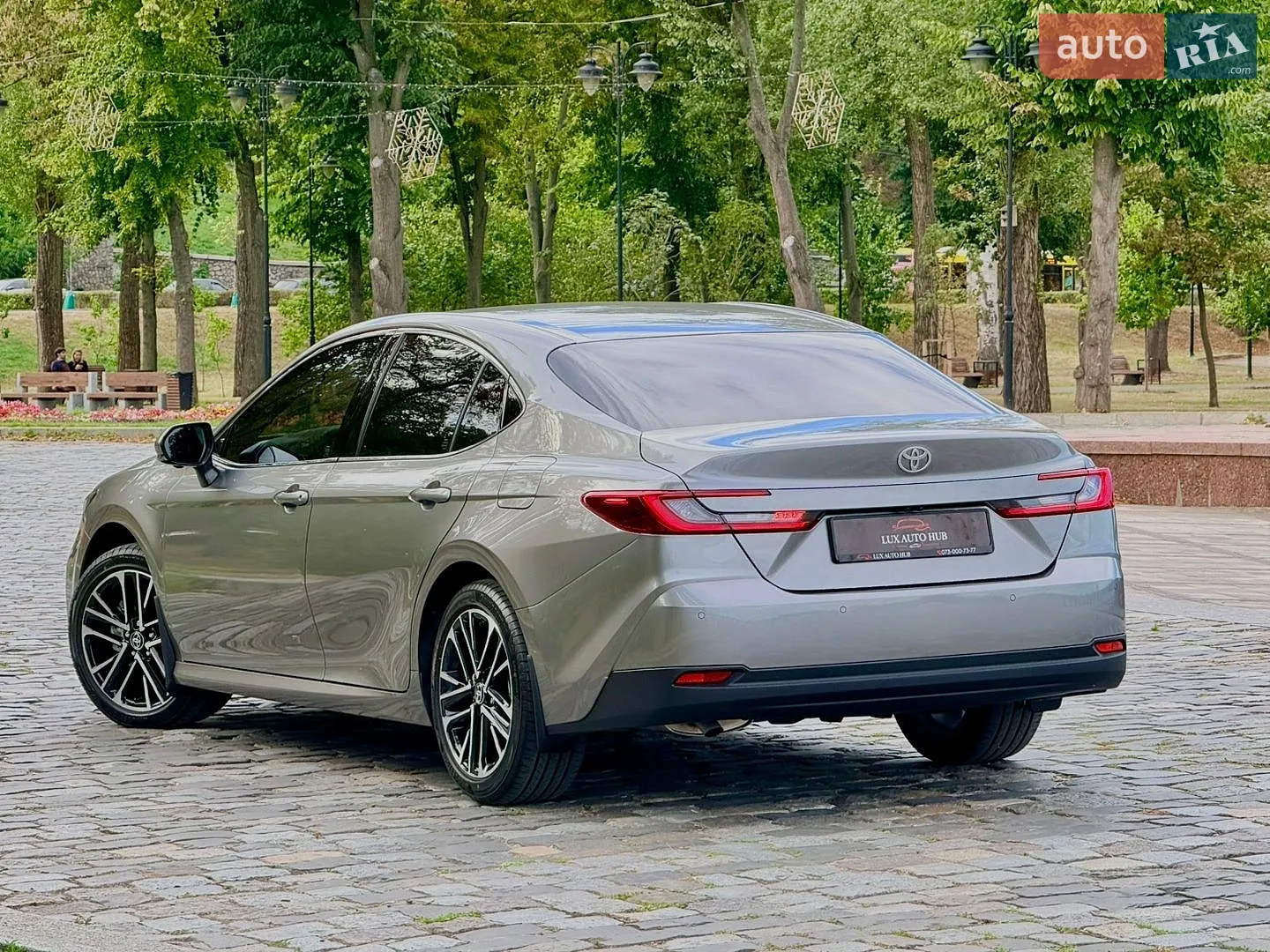 2026 Toyota Camry - мініатюра 197